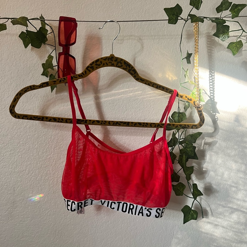 red mesh victorias secret bra, size M